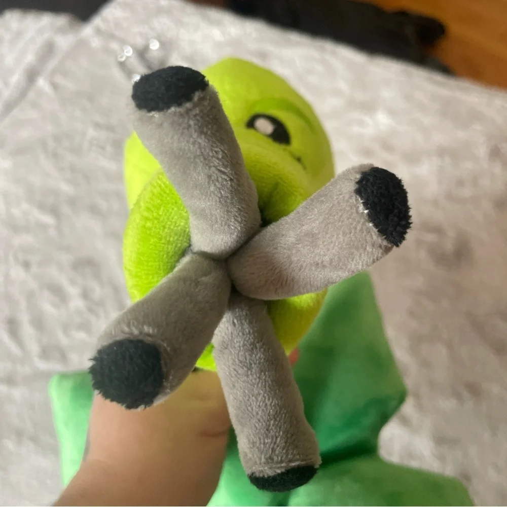 N/A soft green